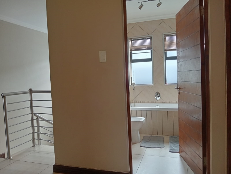 To Let 3 Bedroom Property for Rent in Cashan North West